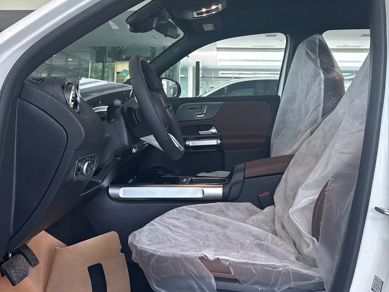 Mercedes-Benz EQB 2025 EQB 260 фото 9