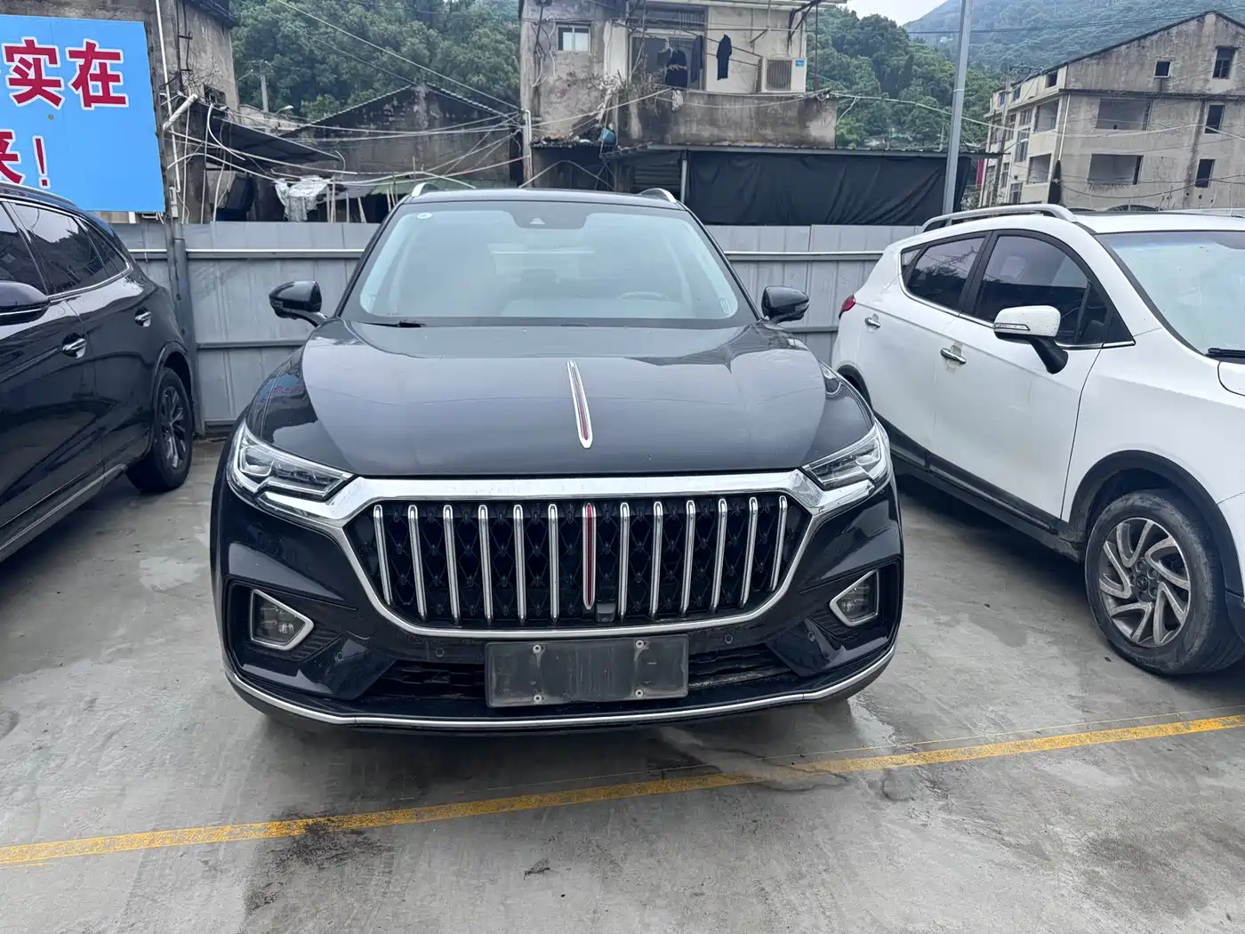 Hongqi HS5 2022 Facelift 2.0T Smart Flag Enjoyment AWD Edition фото 5