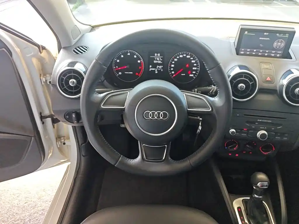 Audi A1 2014 2014 30 TFSI Sportback Fashion