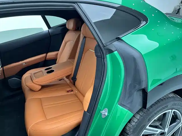 XIAOMI CAR XIAOMI YU7