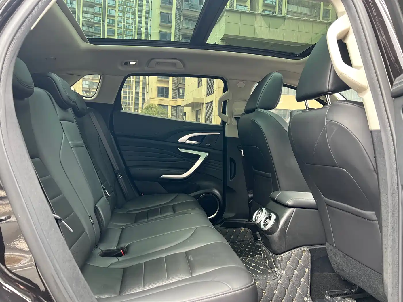 WEI PAI WEI BRAND VV7