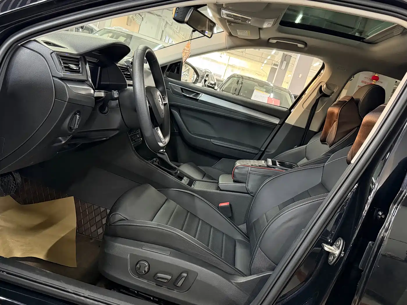 Škoda Superb 2024 TSI280 DSG Premium Edition фото 5