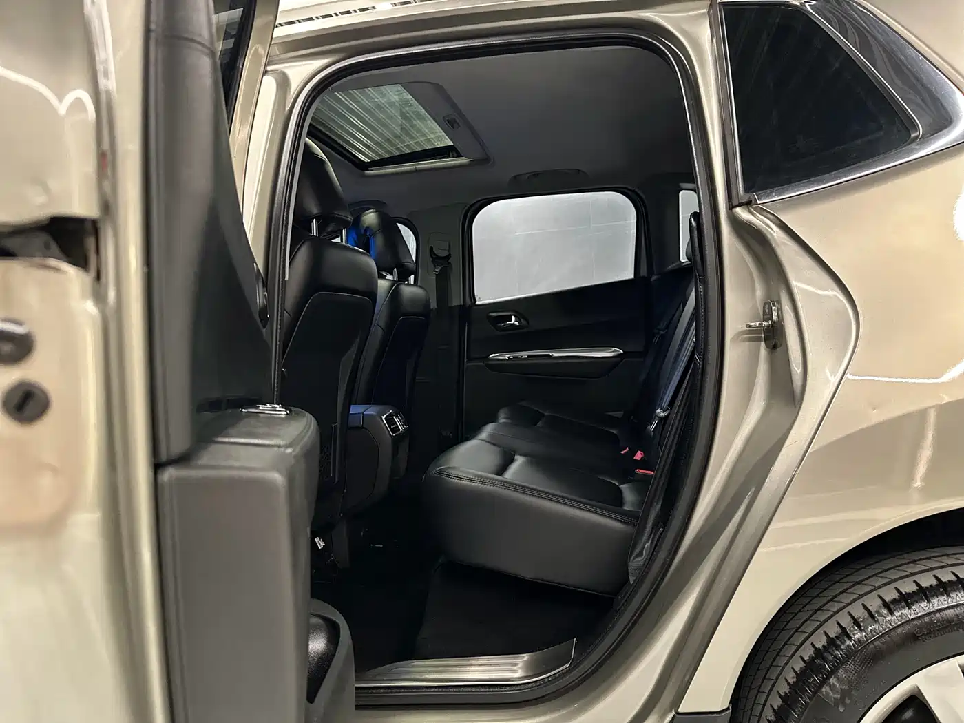 Peugeot 3008 2016 2.0L Automatic Classic Edition фото 15