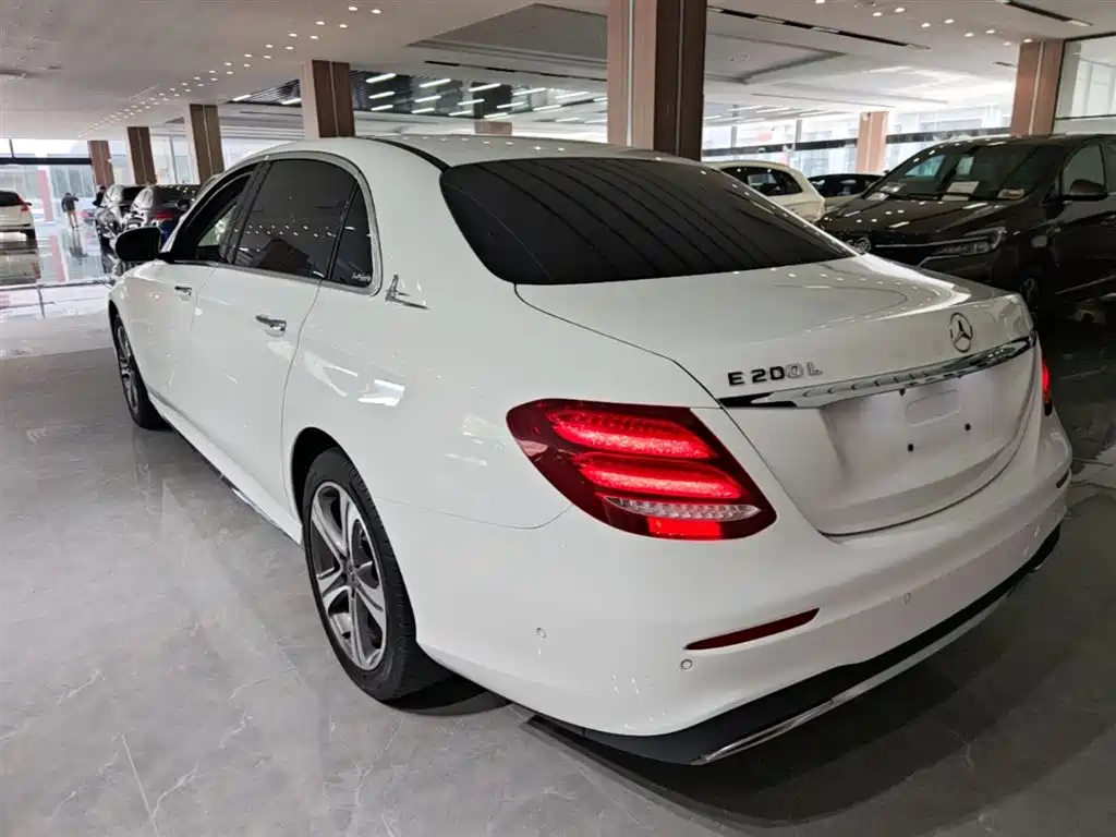 Mercedes-Benz E-Class 2018 Facelift E 200 L Sport фото 5