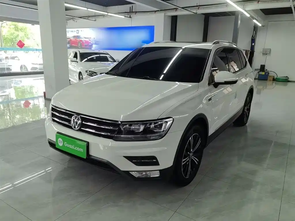 Volkswagen Tiguan L 2019 Facelift 330TSI Auto 2WD Panorama Comfort China VI фото 2