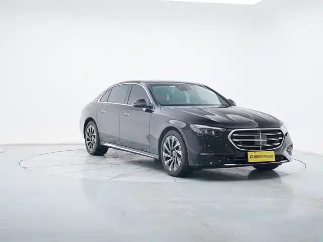 Mercedes-Benz E-Class 2025 E 300 L Luxury фото 3