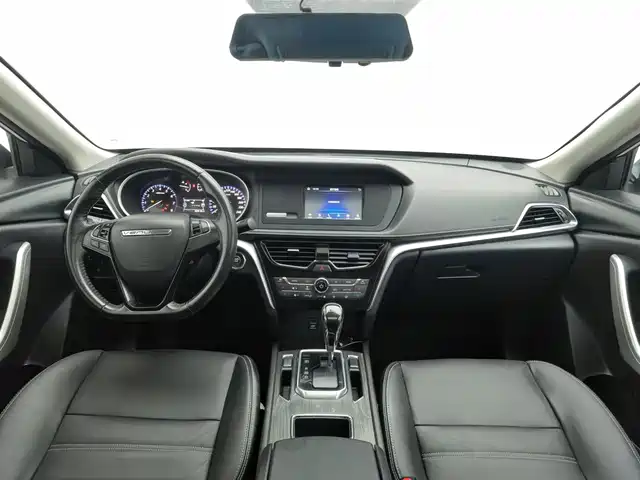 Venucia T90 2017 2.0L CVT Smart Edition — фото 5