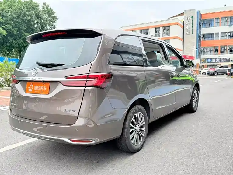 BUICK GL8