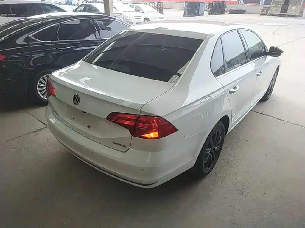 Volkswagen Bora 2016 Model 1.6L Automatic Comfort фото 7