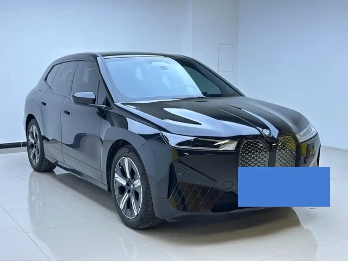 BMW iX 2022 xDrive40 фото 3