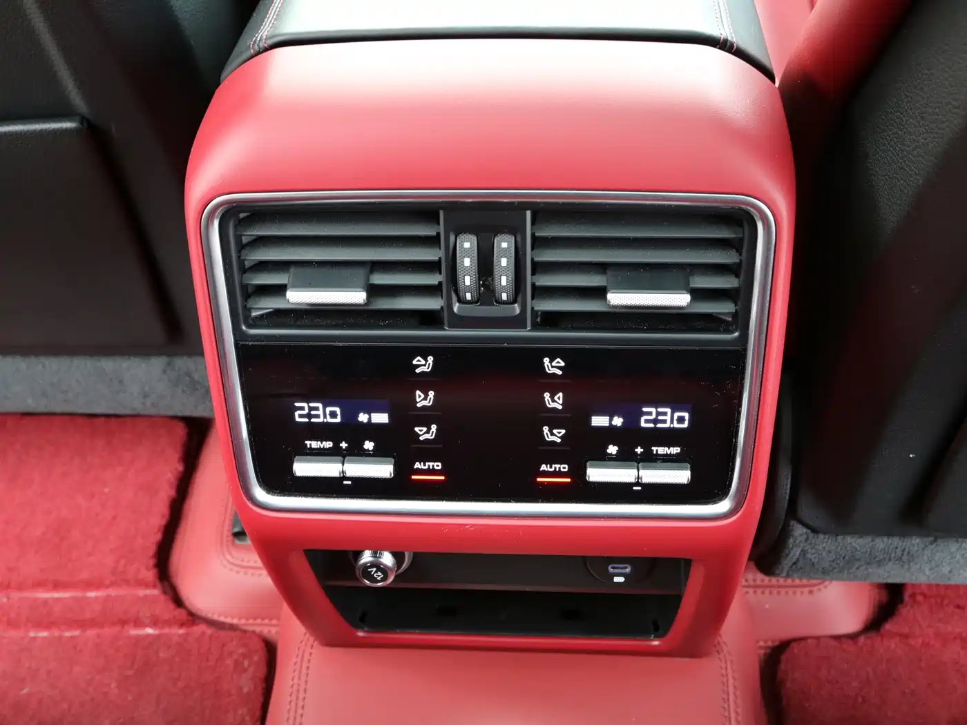 Porsche Cayenne 2019 Cayenne 3.0T фото 20