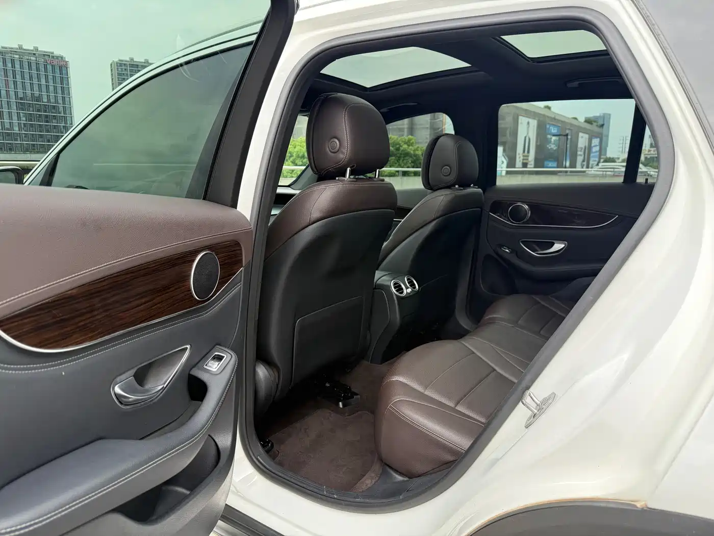 Mercedes-Benz GLC 2017 GLC 260 4MATIC Luxury фото 13