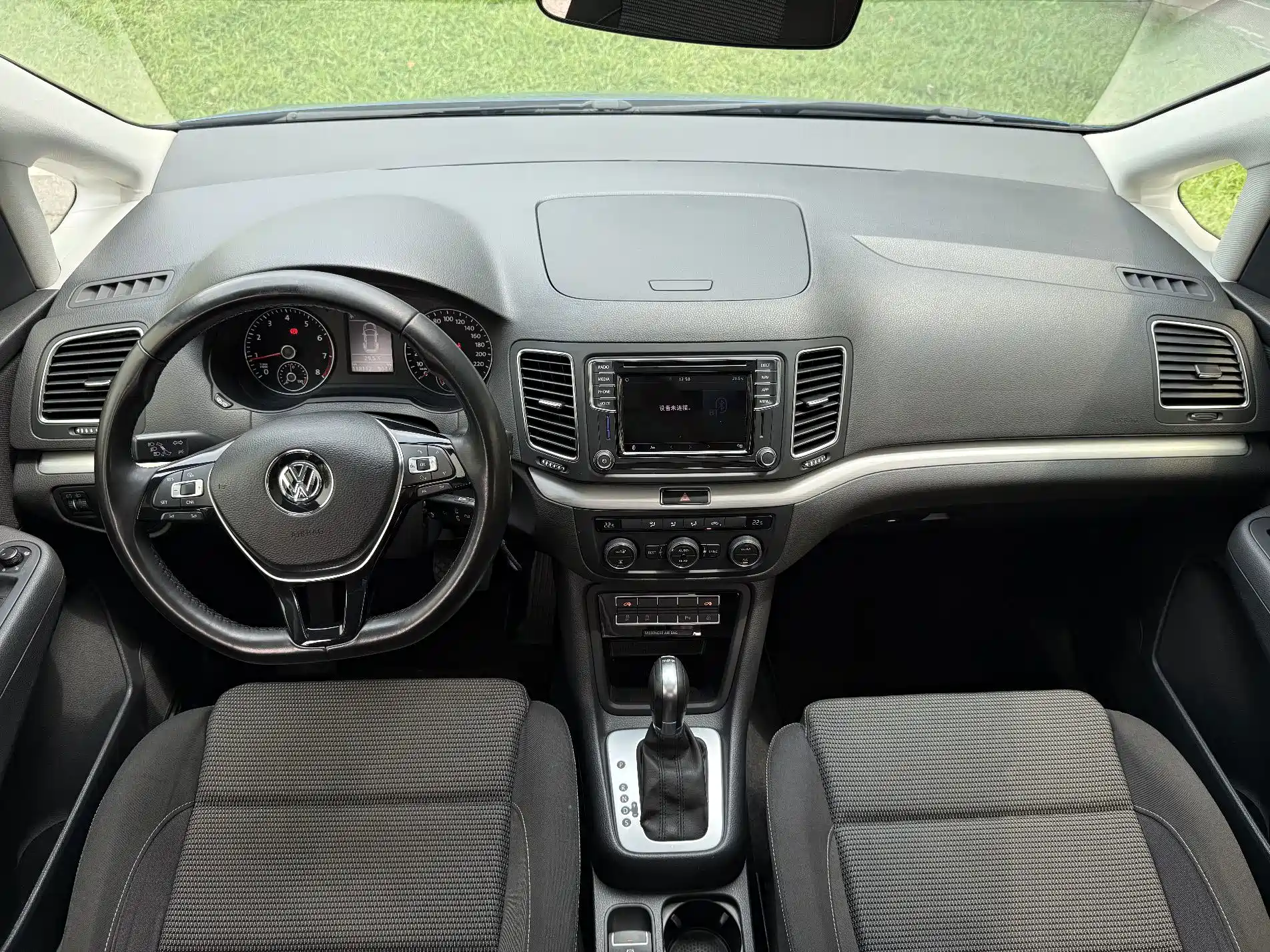 Фото 16 - Volkswagen Sharan