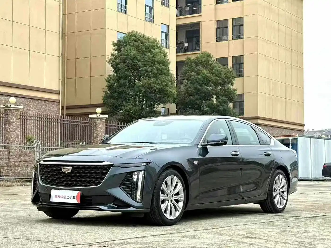 CADILLAC CT6