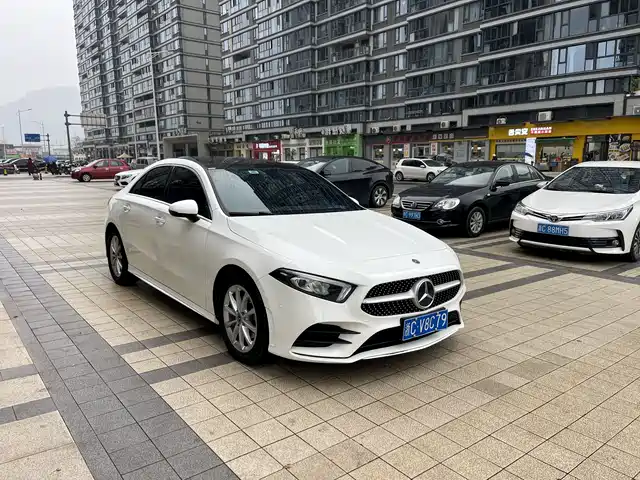 MERCEDES-BENZ A CLASS