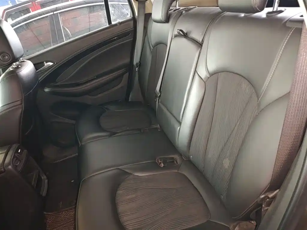 Buick Envision Plus 2017 20T FWD Premium фото 17