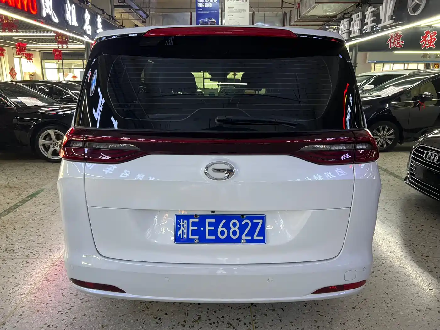 GAC TRUMPCHI M6