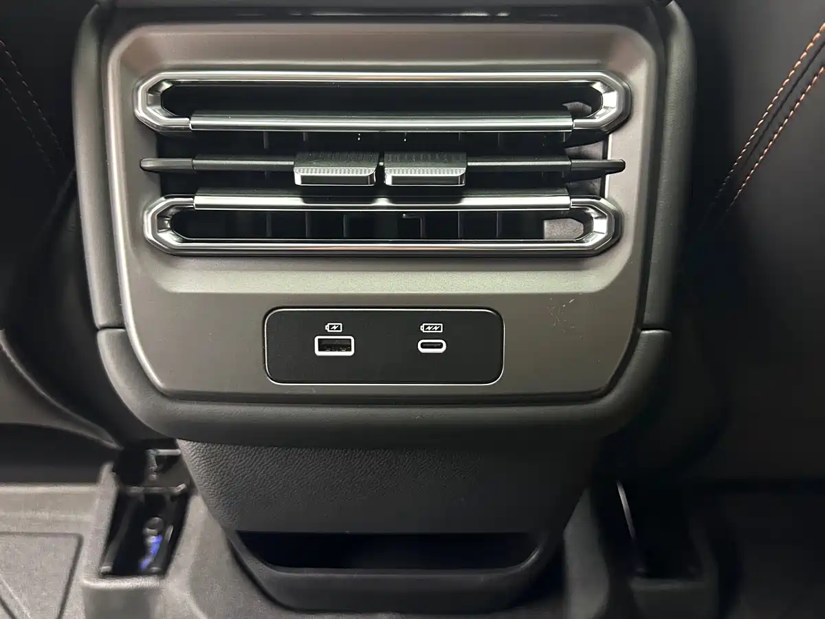 Jetour Freedom 2025 2025 1.5TD DCT Explorer