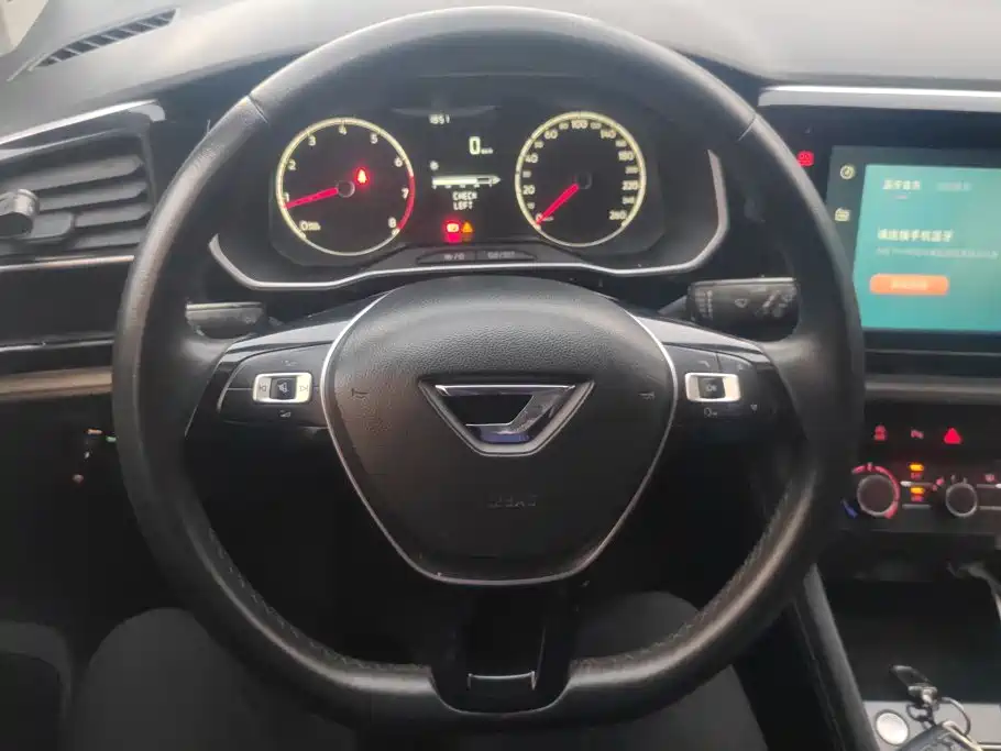 Фото 15 - Jetta VS5