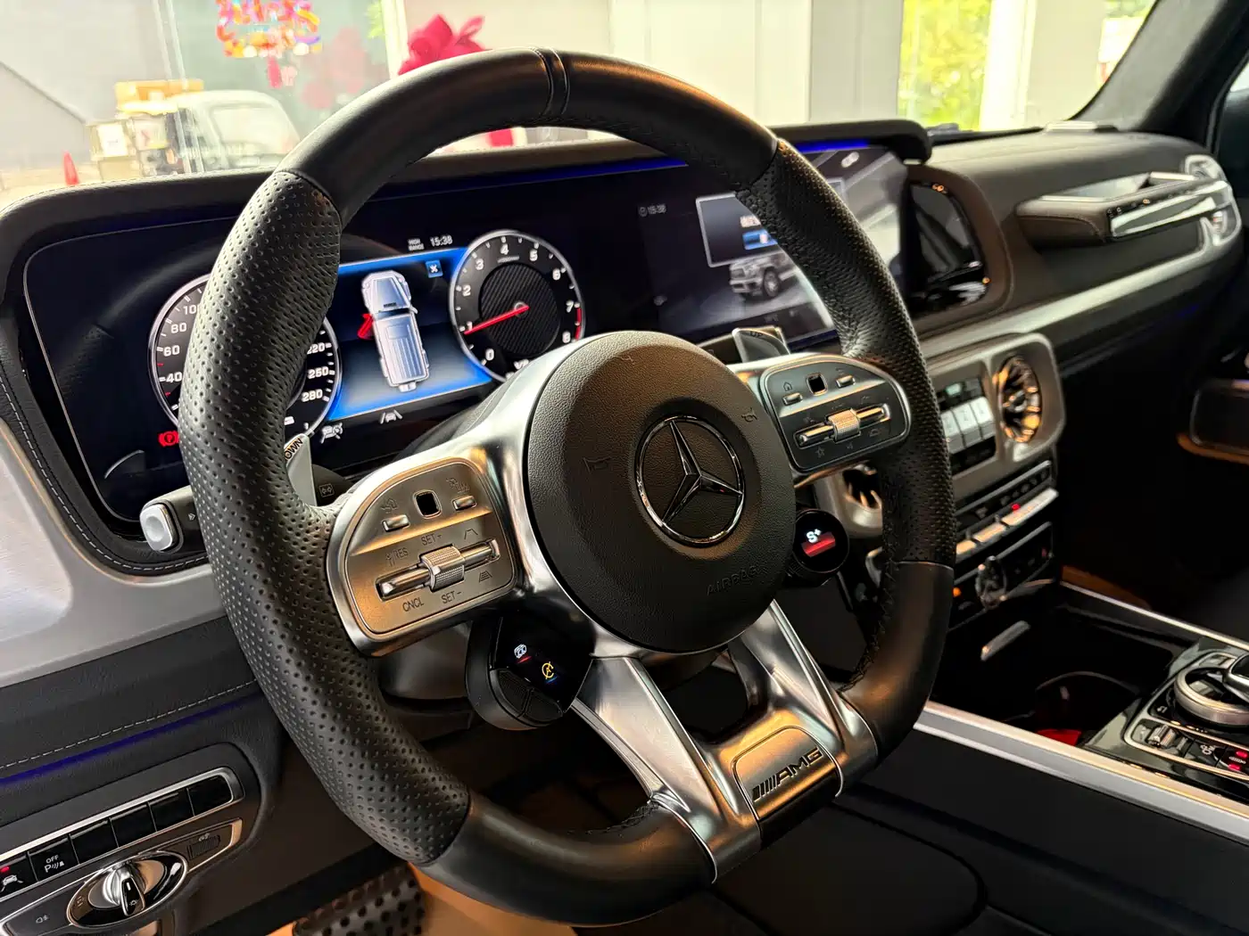 Mercedes-Benz G-Class AMG 2023 AMG G 63 фото 5