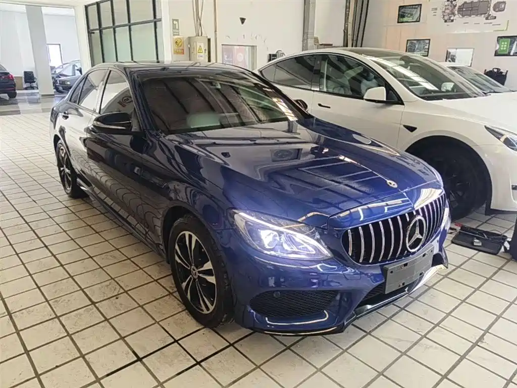 Mercedes-Benz C-Class 2017 Facelift C 200 Sport Edition фото 4
