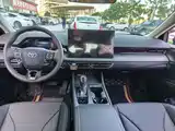 Фото 8 - Toyota Camry