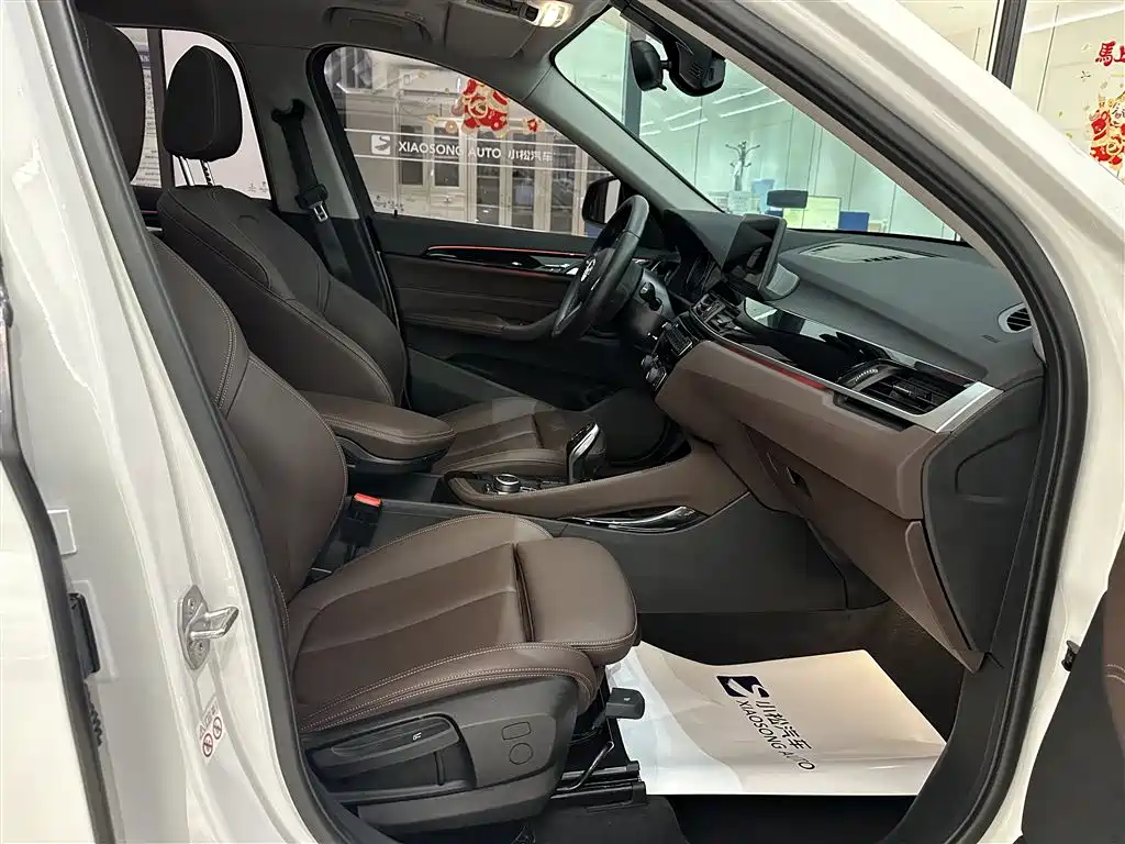 BMW X1 2020 sDrive20Li Premium Edition фото 15