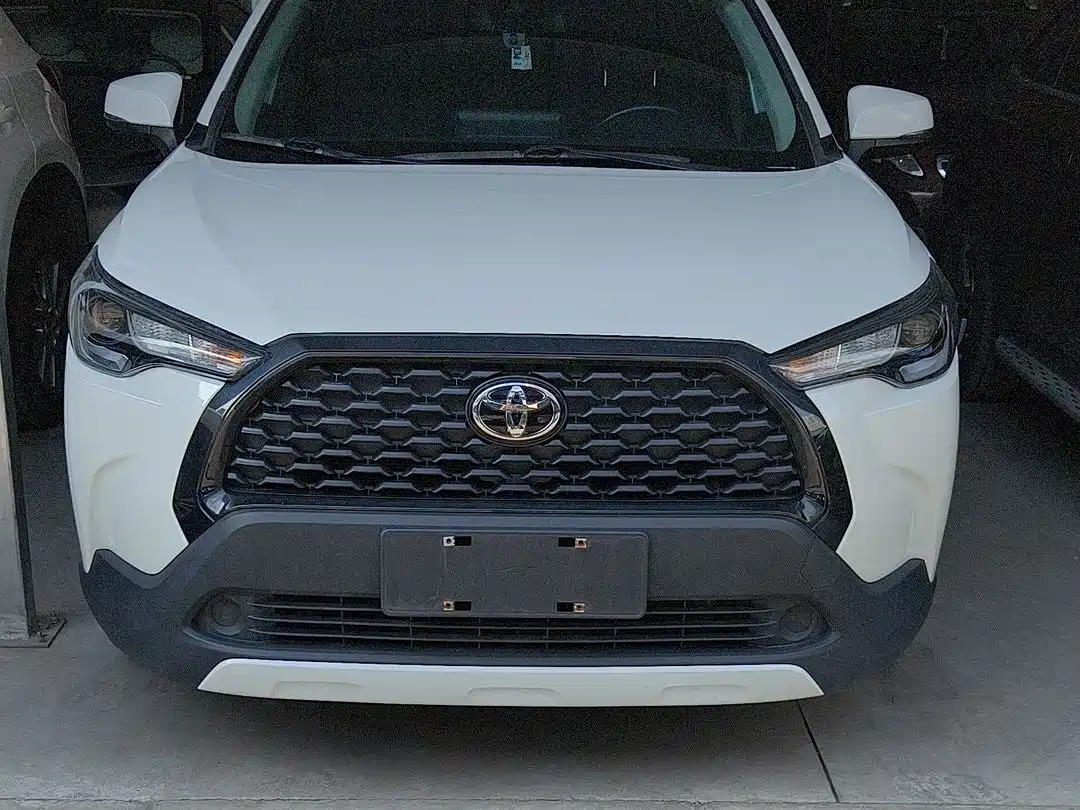 Toyota Corolla Cross 2022 2.0L Pioneer Edition фото 2