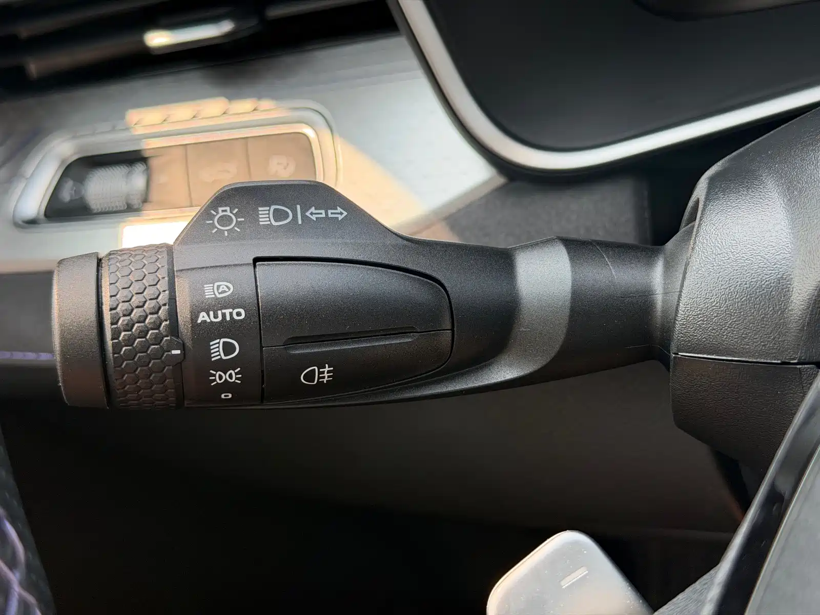 Фото 21 - Geely Preface