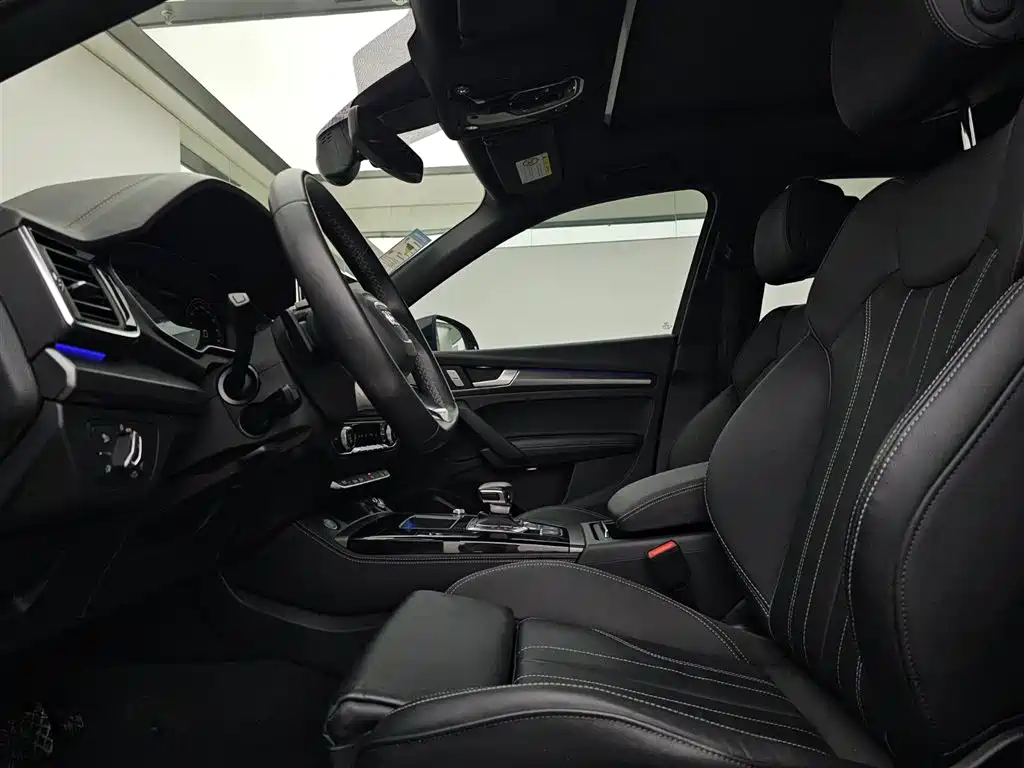 Audi Q5L 2023 40T Luxury Dynamic фото 7