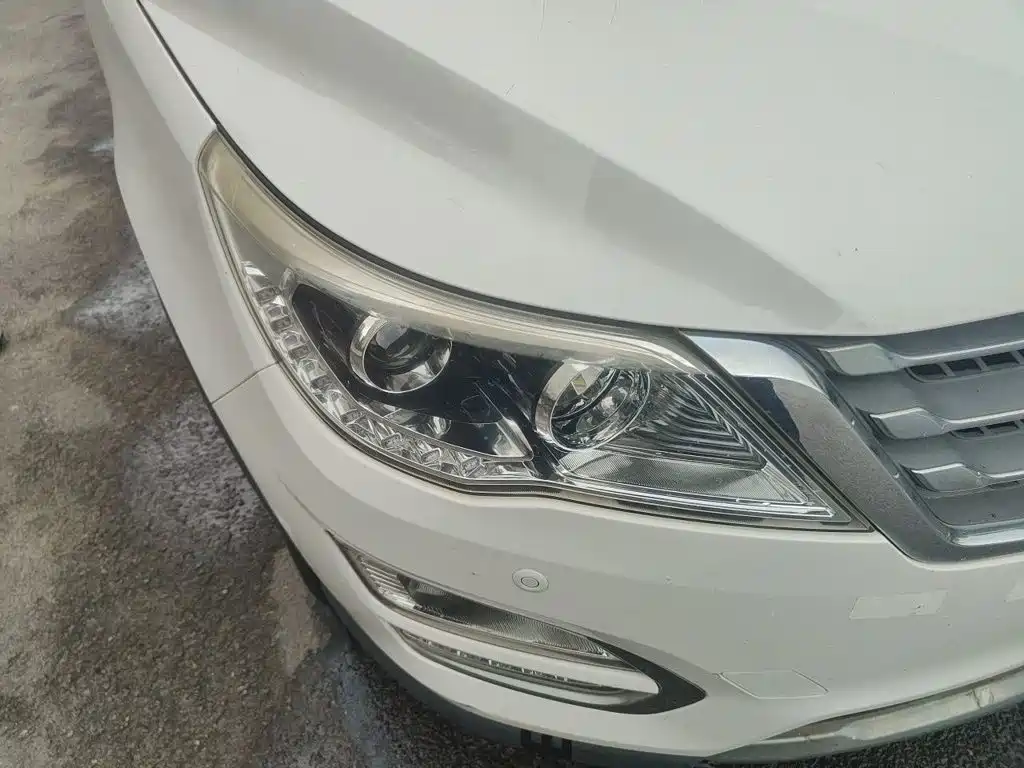 Baojun 560 2016 2016 1.8L iAMT Luxury
