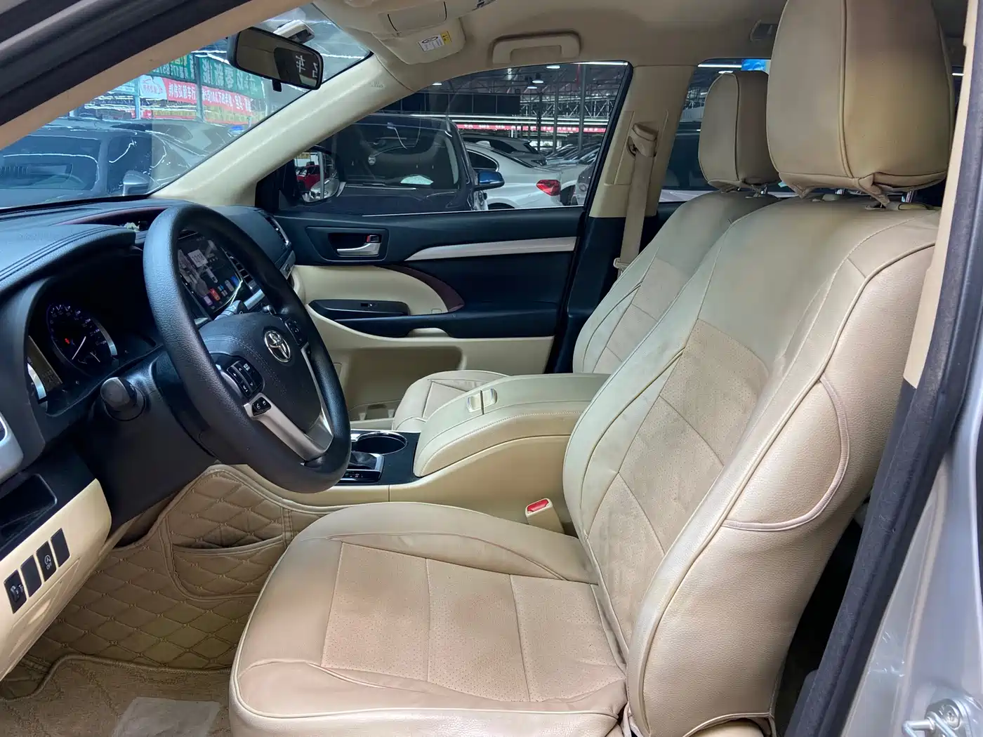 Toyota Highlander 2017 2.0T 4WD Elite 7-Seater фото 4