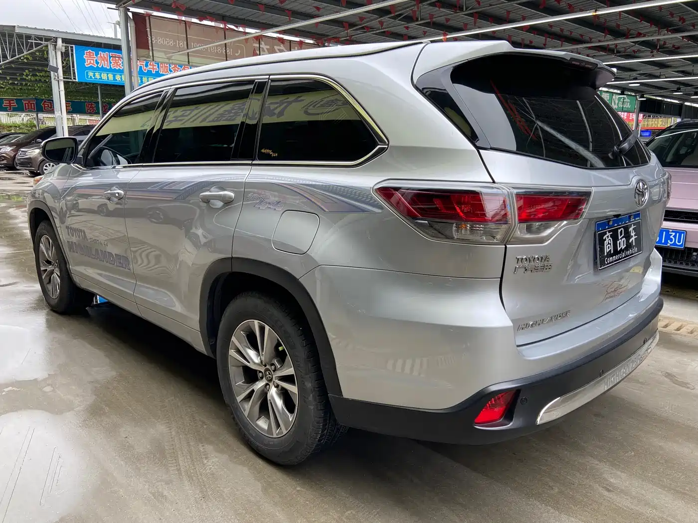 Toyota Highlander 2017 2.0T 4WD Elite 7-Seater фото 14