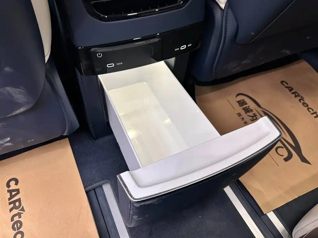 ZEEKR EXTREME KRYPTON 009