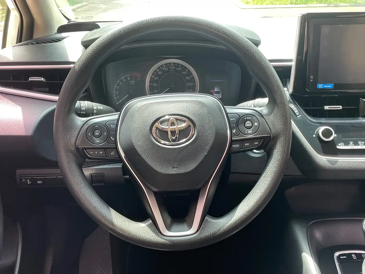 Toyota Corolla 2021 1.2T S-CVT Elite PLUS Edition фото 17