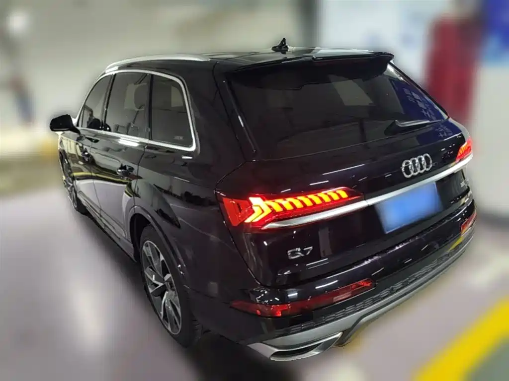 Audi Q7 2021 55 TFSI quattro S line Sport фото 9