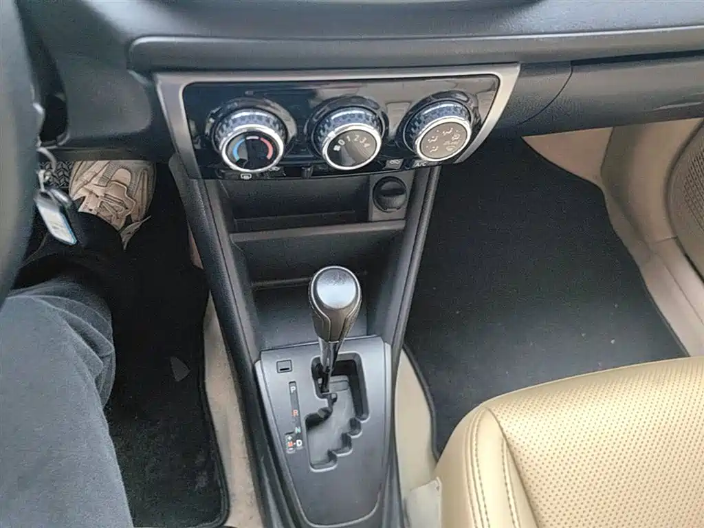 Toyota YARiS L Zhi Xiang 2017 1.5E CVT Charming Edition фото 14