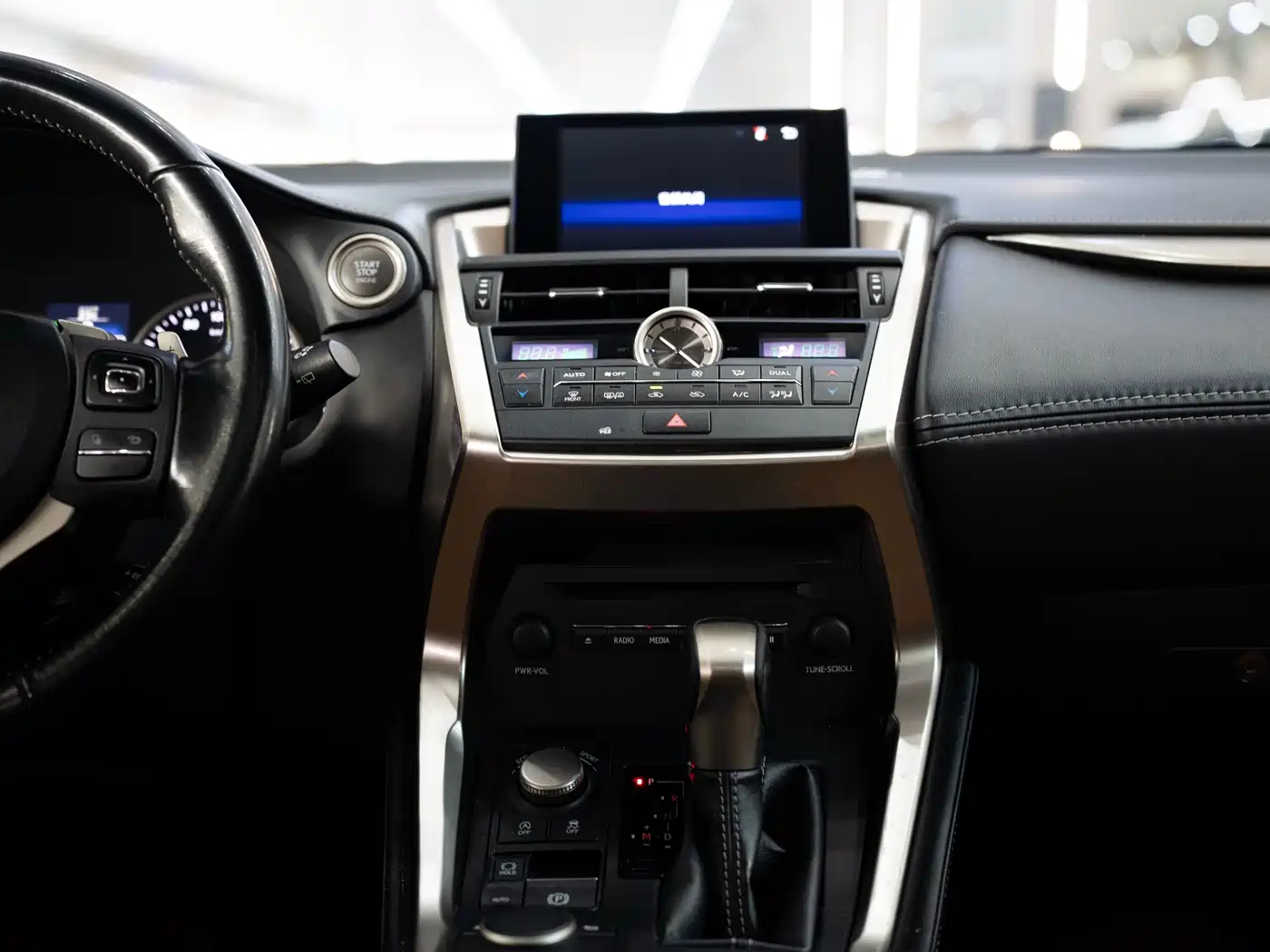 Lexus NX 2015 200t AWD F Sport фото 9