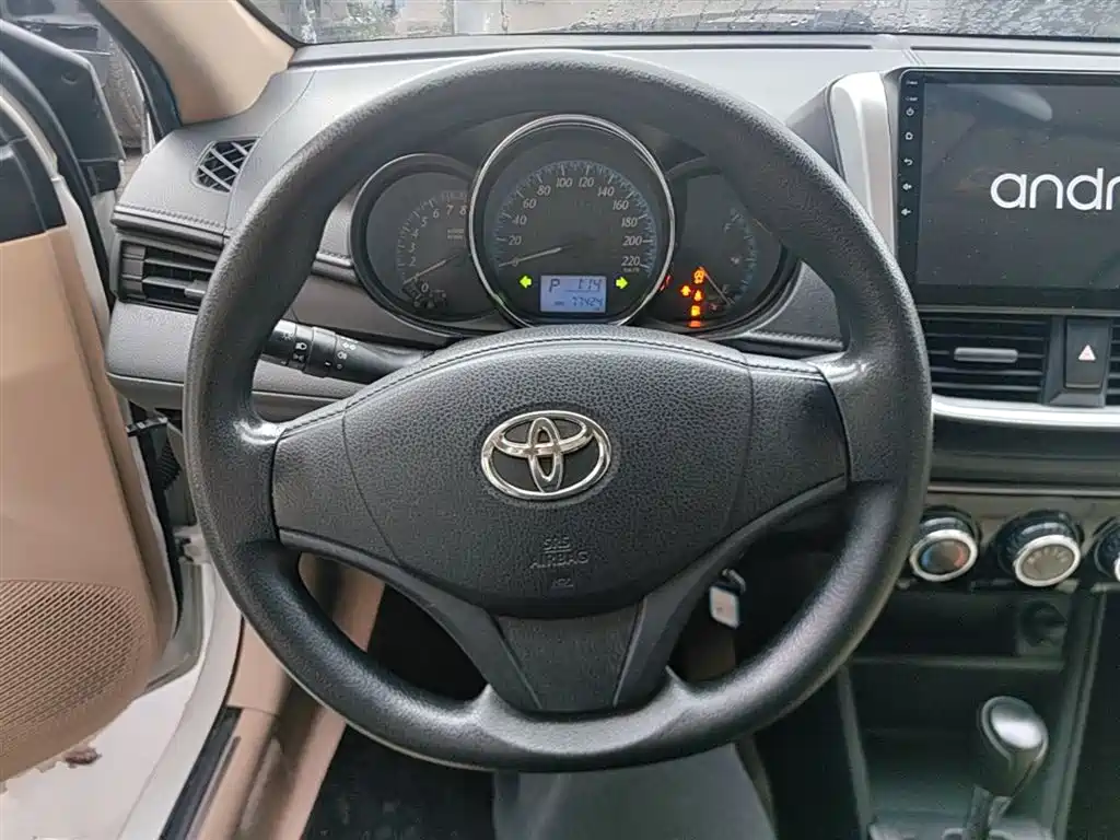 Toyota YARiS L Zhi Xiang 2017 1.5E CVT Charming Edition фото 11
