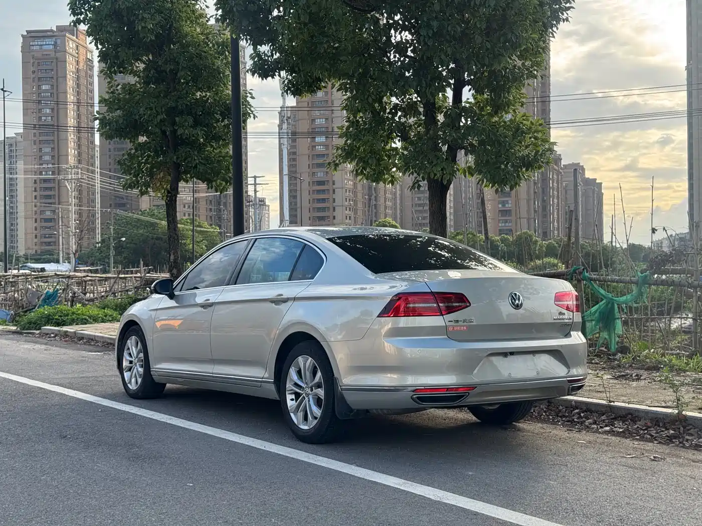 Volkswagen Magotan 2017 330TSI DSG Luxury фото 8
