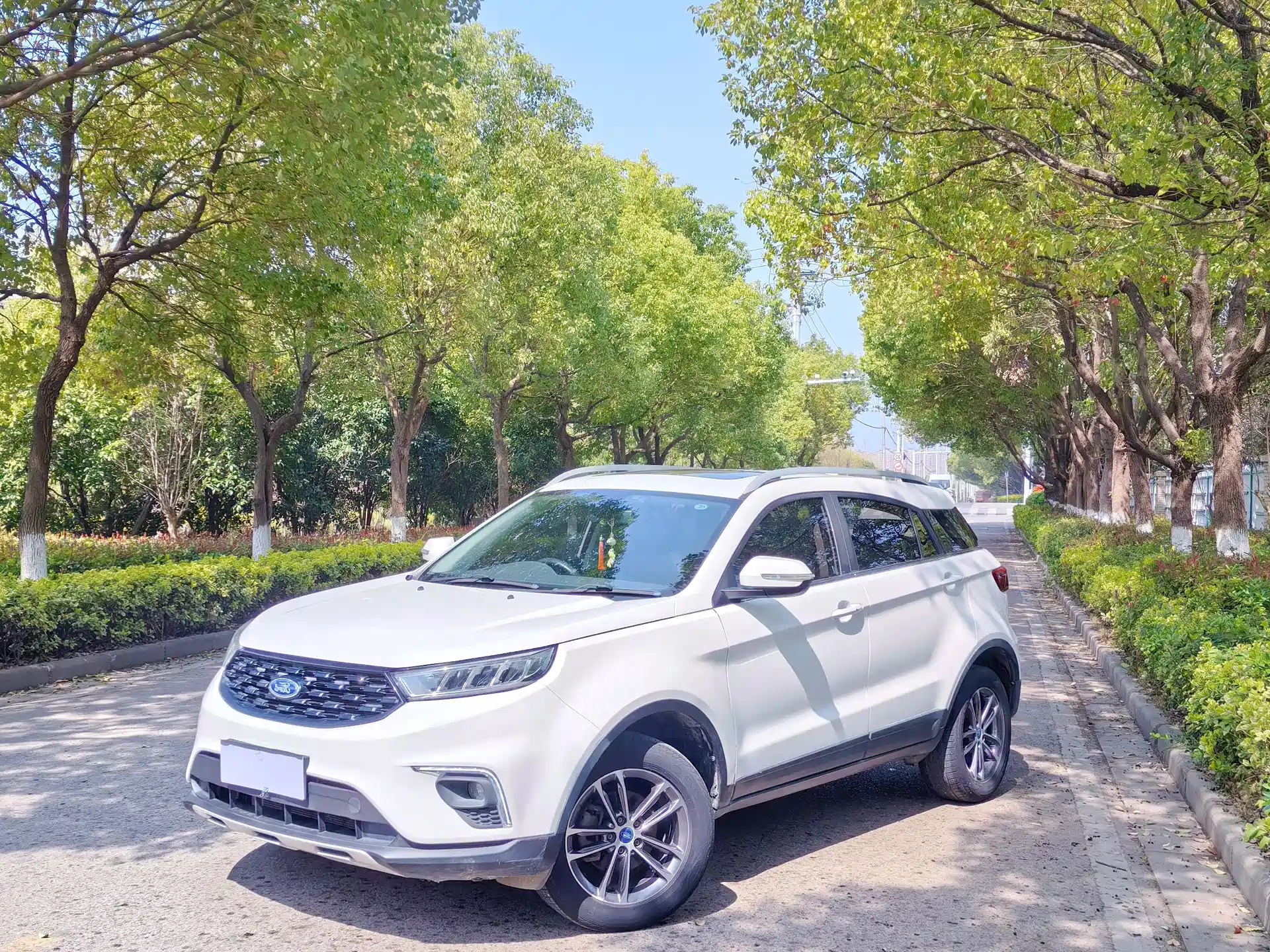 Photo 3 - Ford Territory