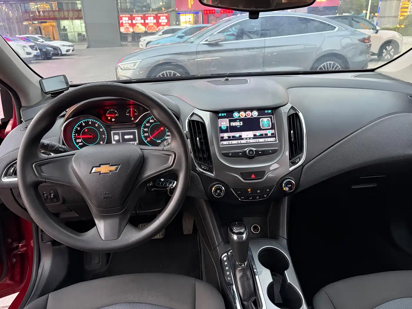 Chevrolet Cruze 2017 1.5L Automatic Pioneer Sunroof фото 17