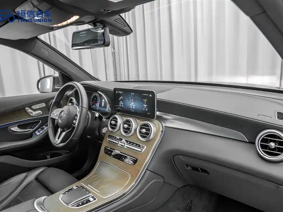 Mercedes-Benz GLC 2020 GLC 260 L 4MATIC Luxury фото 18