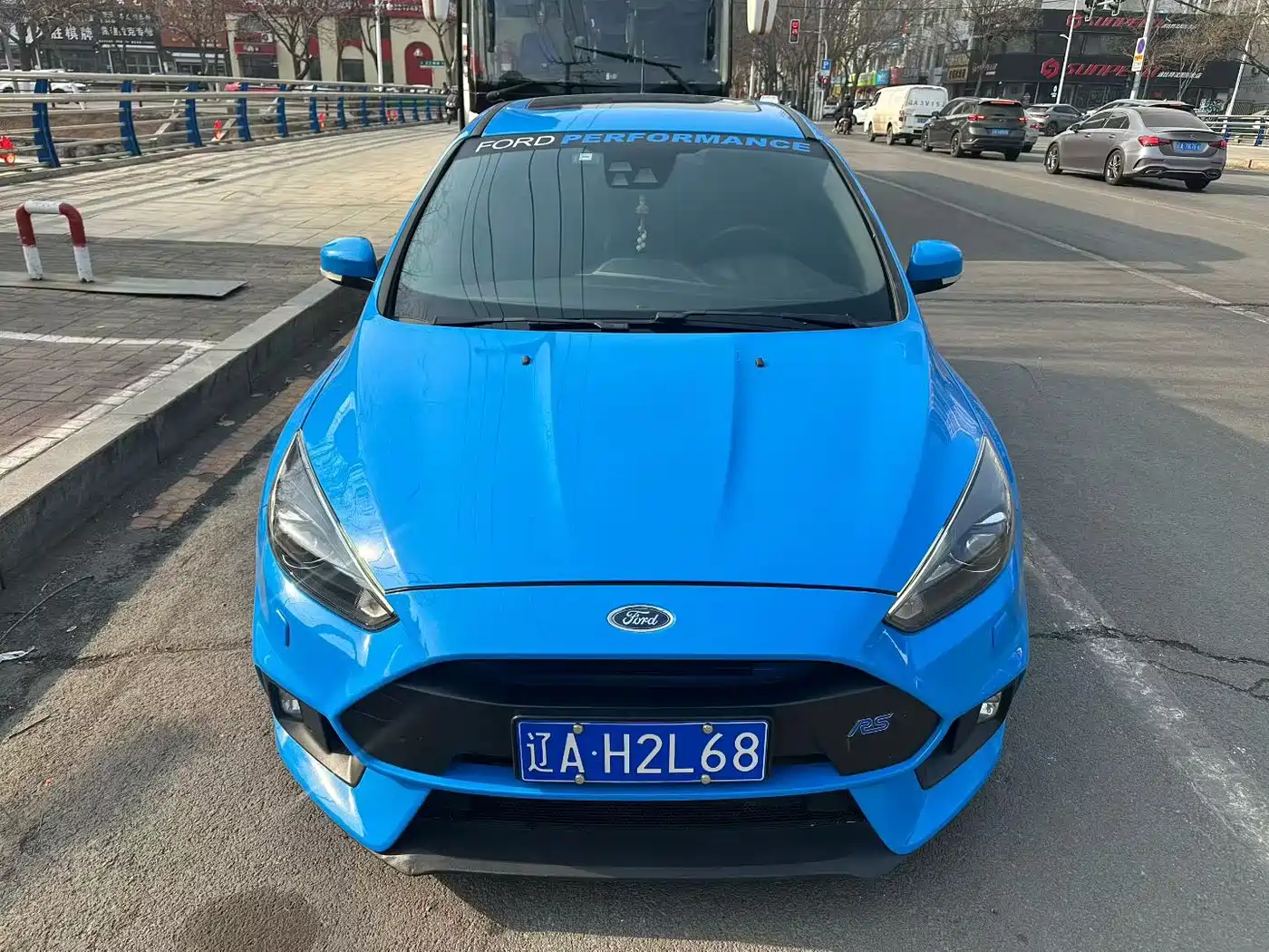 Ford Focus (Import) 2016 2.3T RS Track Edition фото 2