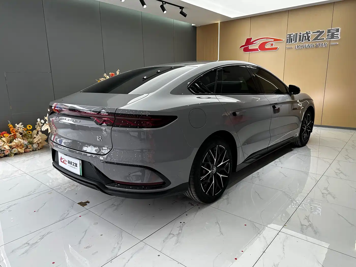 BYD HAN