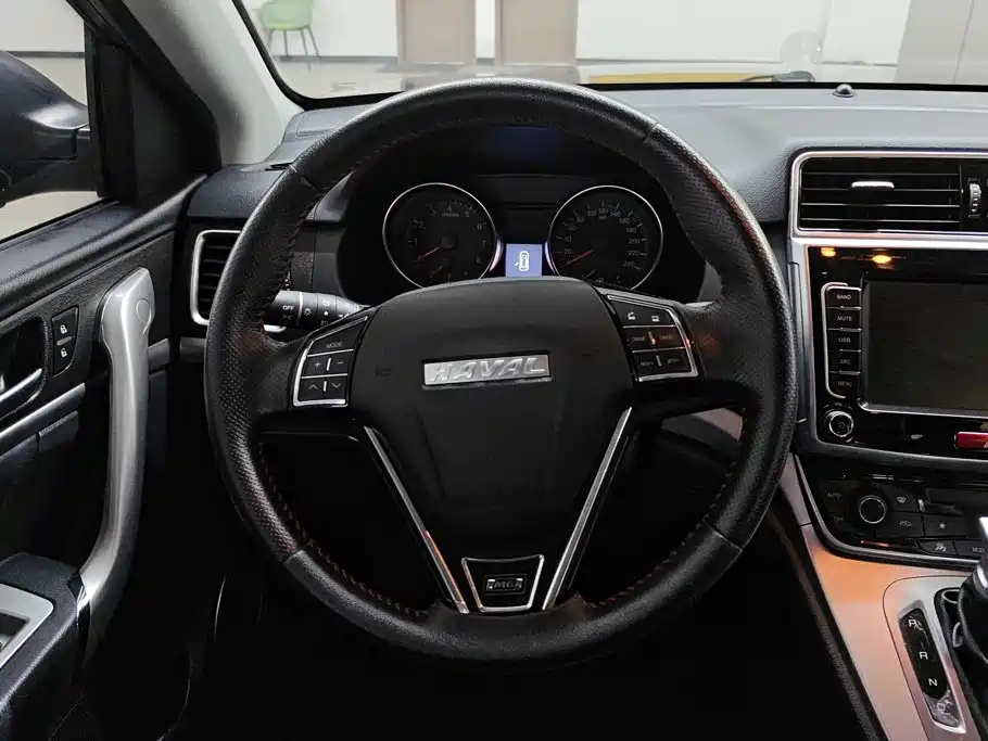 Фото 15 - Haval M6