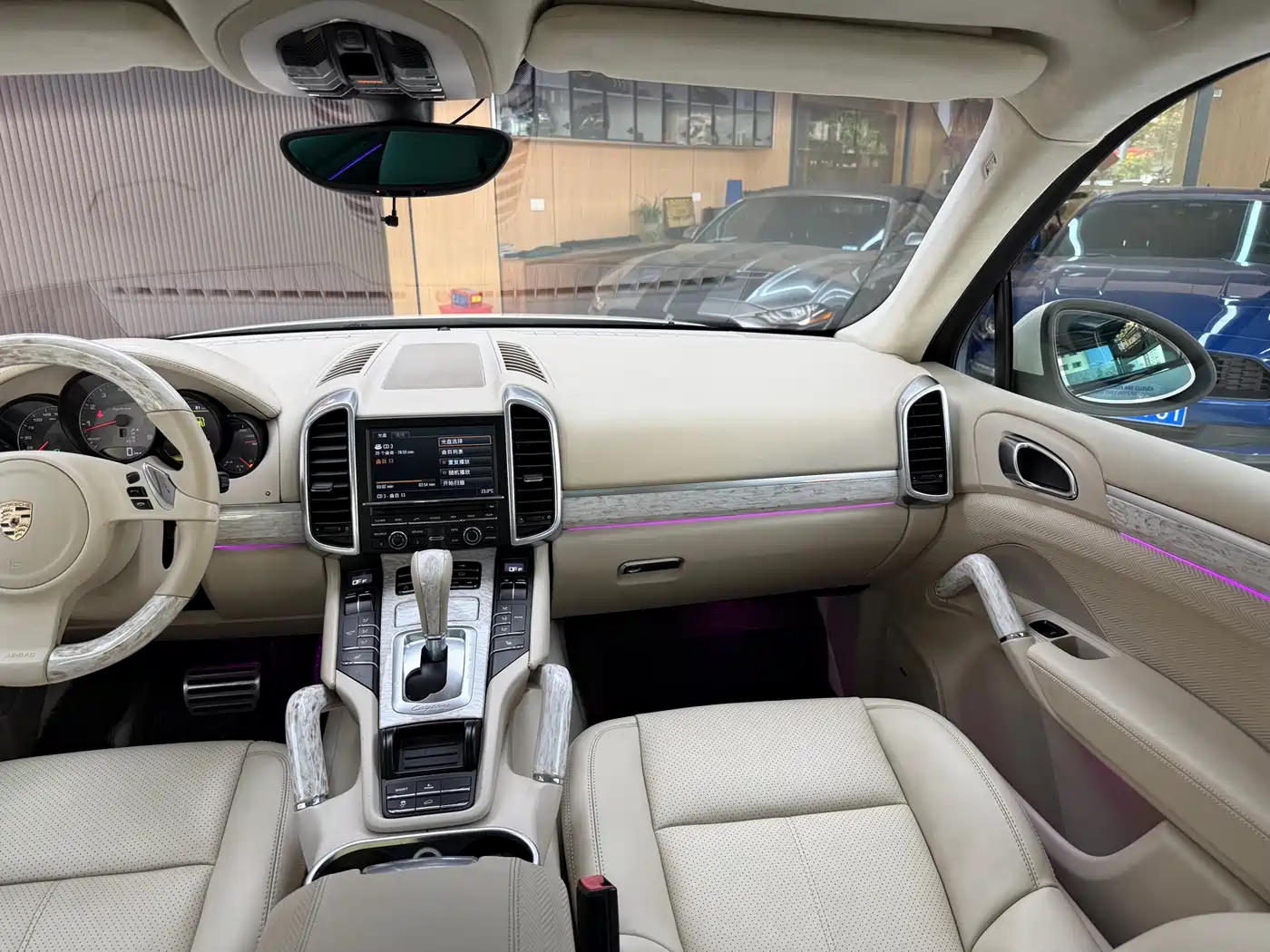 Porsche Cayenne 2011 Cayenne S Hybrid 3.0T фото 22
