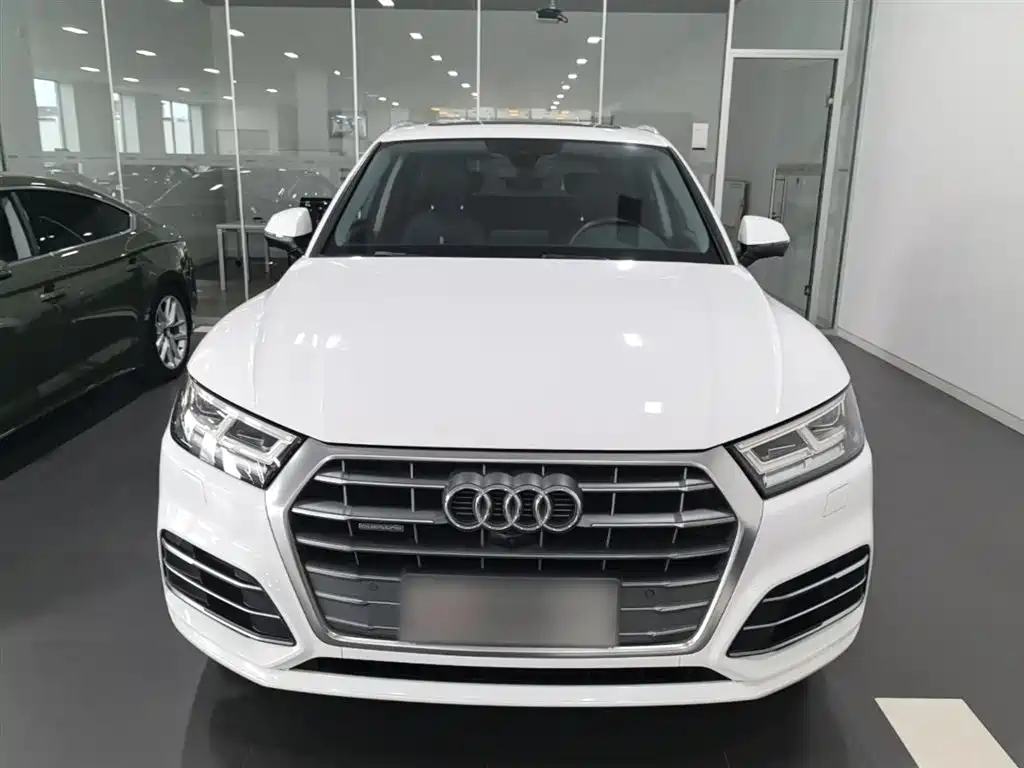 Audi Q5L 2018 45 TFSI Exclusive Fashion China VI фото 3