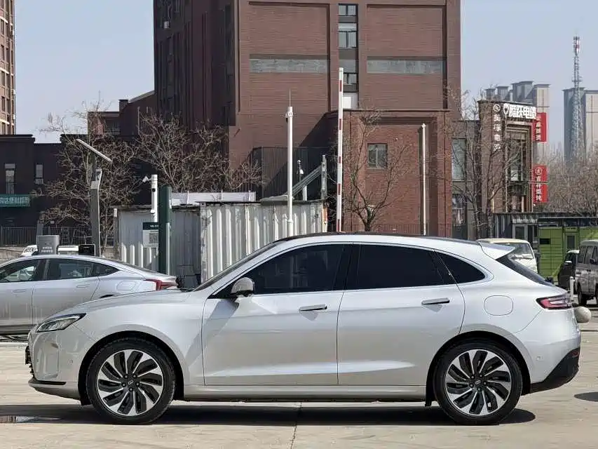 AITO Wenjie AITO M5 2022 Extended Range AWD Ultimate Edition фото 6