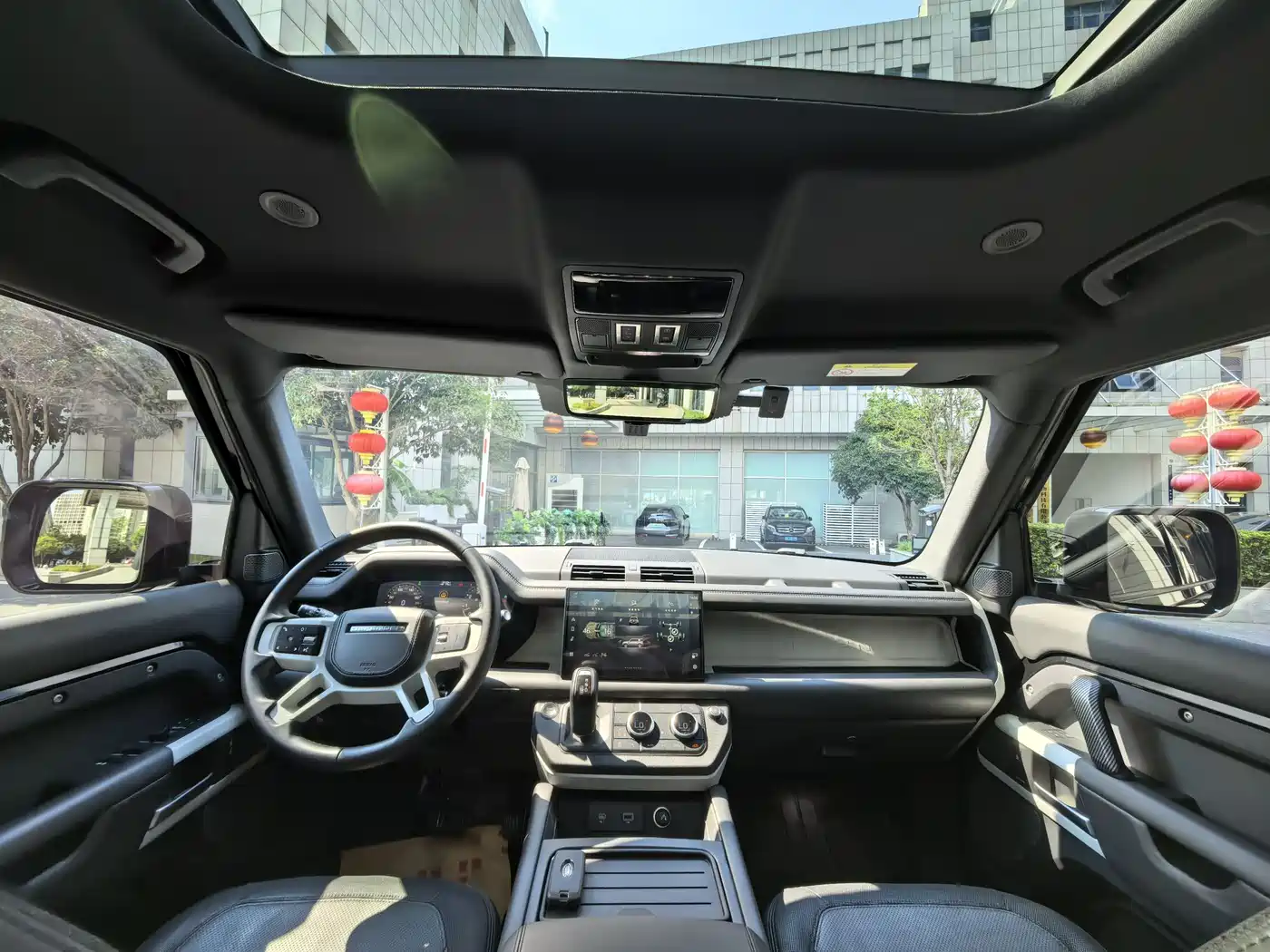 Land Rover Defender 2023 Facelift 110 3.0T P400 X-DYNAMIC HSE фото 14